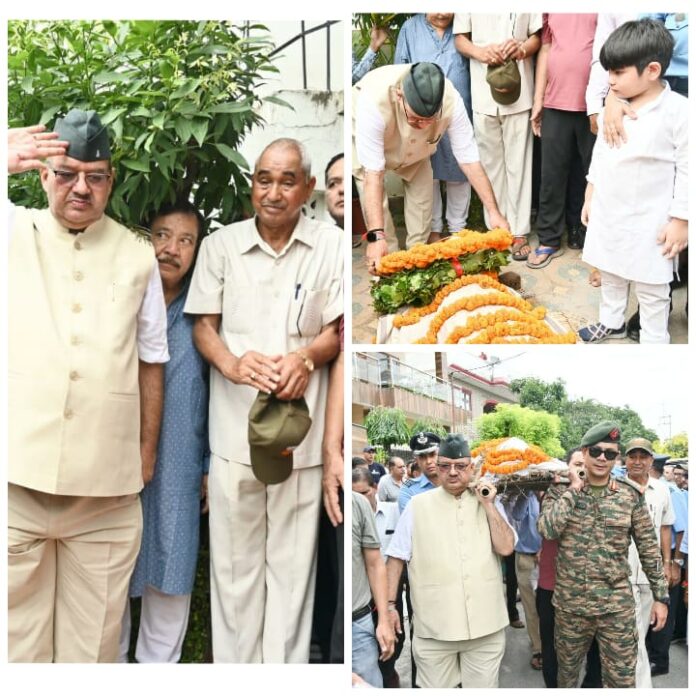 सैनिक कल्याण मंत्री गणेश जोशी ने भारतीय वायुसेना के होनहार विंग कमांडर अनुपम गुसाईं के पार्थिव शरीर पर पुष्प चक्र अर्पित कर दी श्रद्धांजलि - RAIBAR PAHAD KA