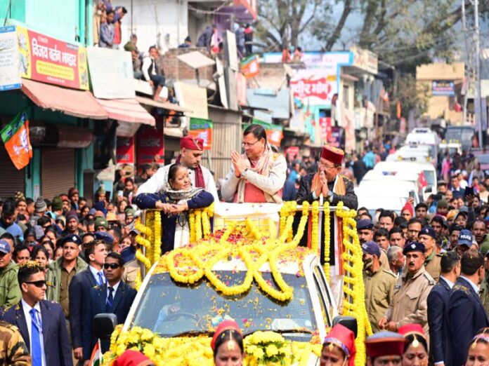 ब्वै, ब्वारी, नौनी कौथिग' में शामिल हुए सीएम धामी, अगस्त्यमुनि में किया रोड शो - RAIBAR PAHAD KA