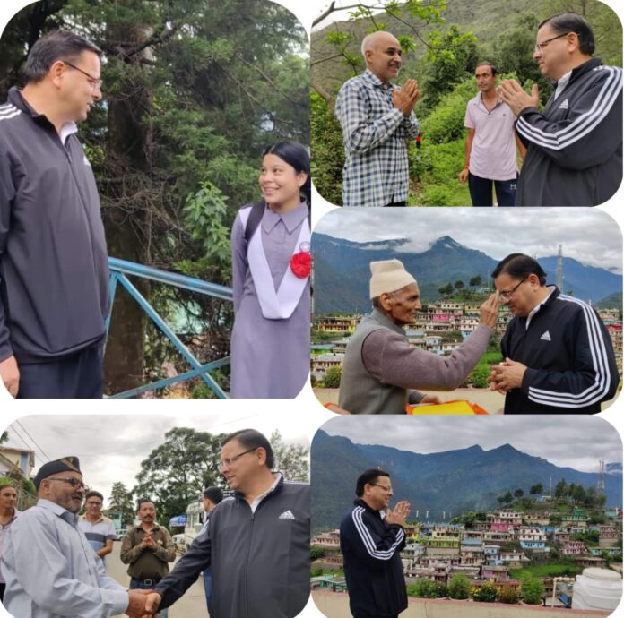 Morning Walk: गोपेश्वर की सड़कों पर निकले सीएम धामी, स्कूल जा रहे बच्चों को दिया आशीर्वाद, लोगों से लिया फीडबैक - RAIBAR PAHAD KA